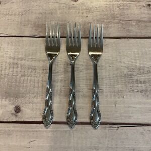Imperial International Stainless Flatware FLEURETTE 3 Salad Dessert Forks Korea